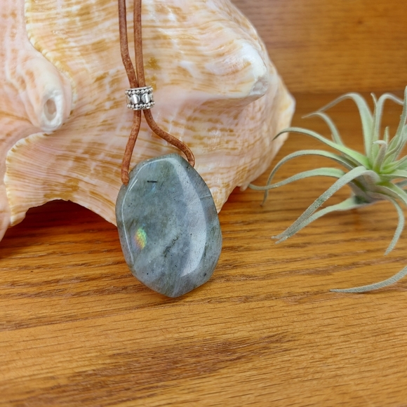 Labradorite Crystal Necklace, Leather, Artisan Made by Rust Belt Raised - Picture 12 of 14